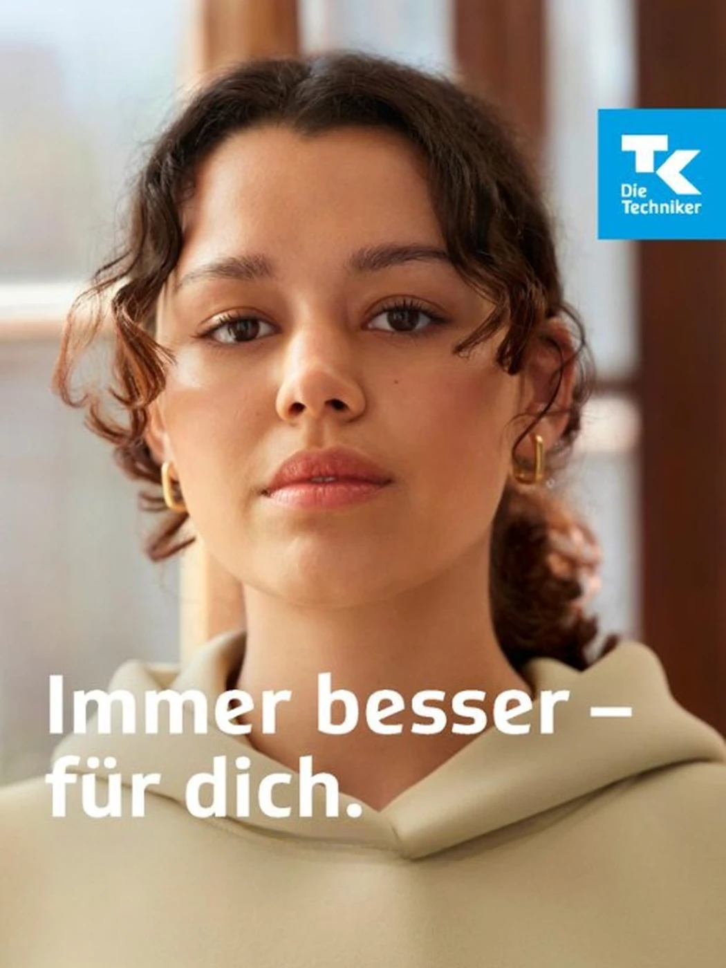 Campaign key visual: a young woman with the line Immer besser fuer dich
